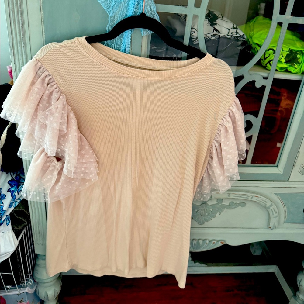 Puffed lace trim tank tee XL